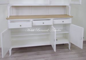 Credenza da cucina con alzata a 3 ante in legno finitura bianco e top in rovere massiccio